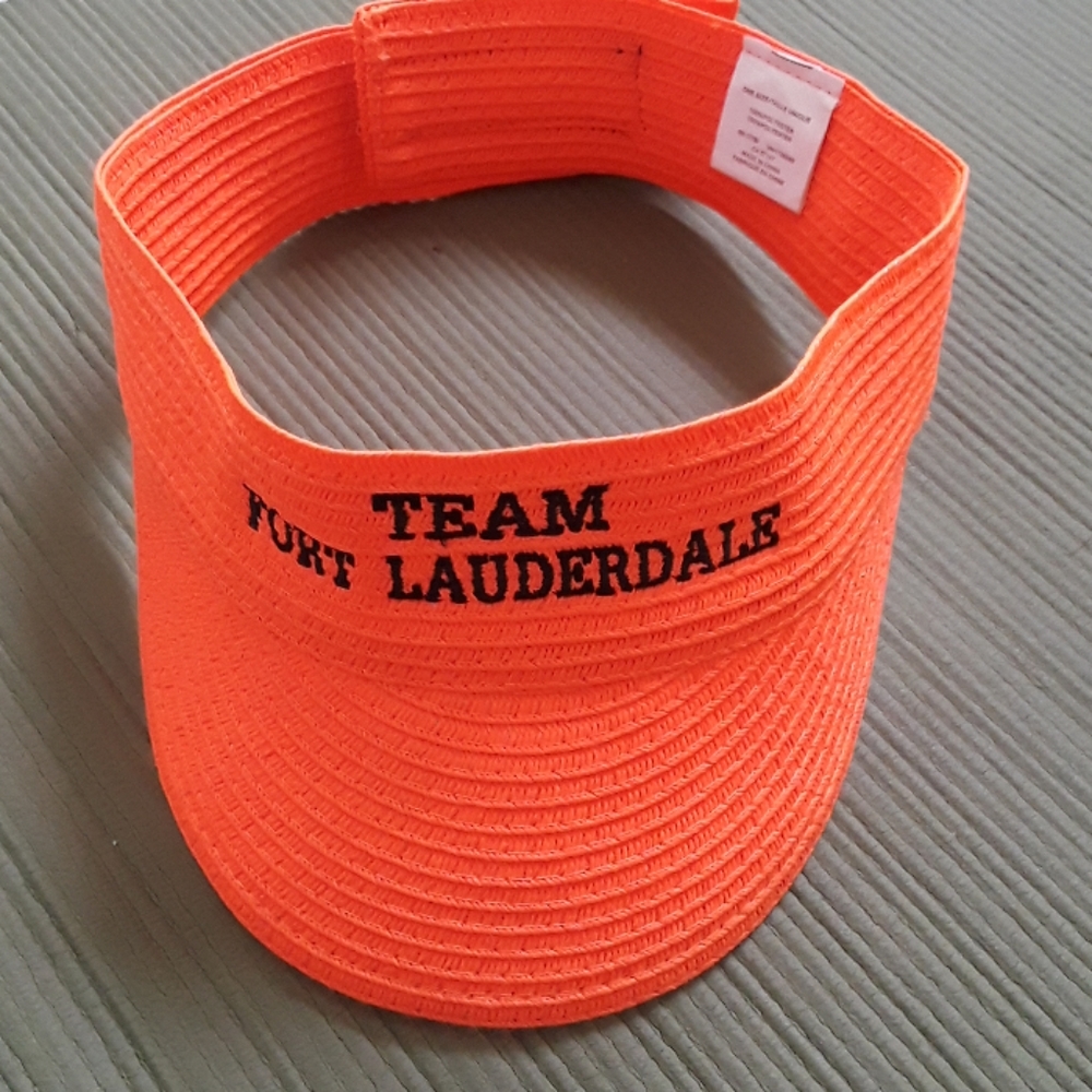 Adjustable visor